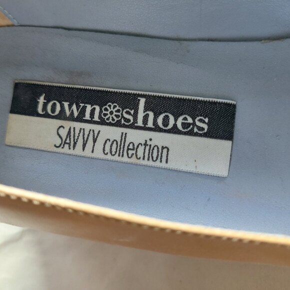 Town Shoes Savvy Collection Yellow Leather Pumps Size 7.5 Made in Italy - Picture 2 of 8